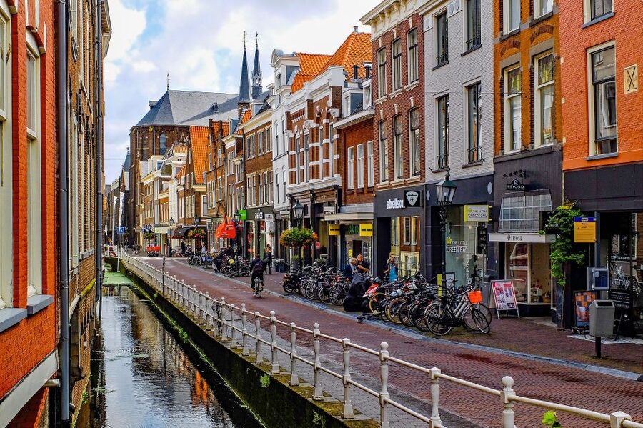 Delft: Guided Walking Tour - Why Delft works so well on foot