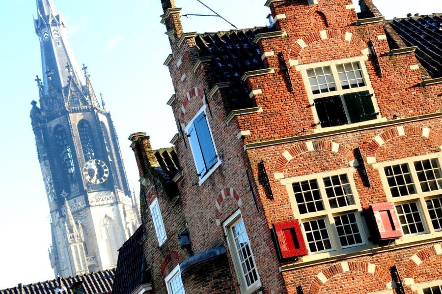 Delft: Guided Walking Tour - Meeting Hugo Grotius in the Markt