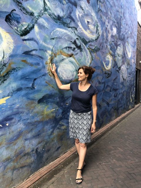 Delft: Private Historical and Cultural Guided Walking Tour - Languages, pace, and practical planning