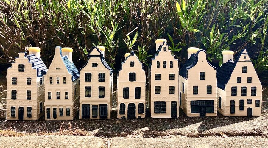 Delft: Private Historical and Cultural Guided Walking Tour - Delft Blue pottery and a working craft tradition