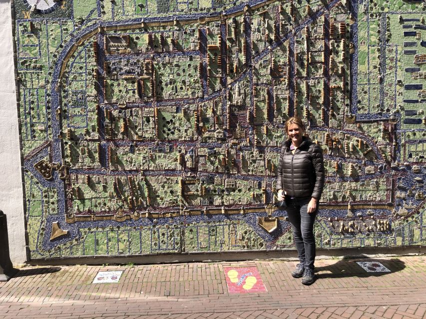 Delft: Private Historical and Cultural Guided Walking Tour - The medieval square and Renaissance town hall
