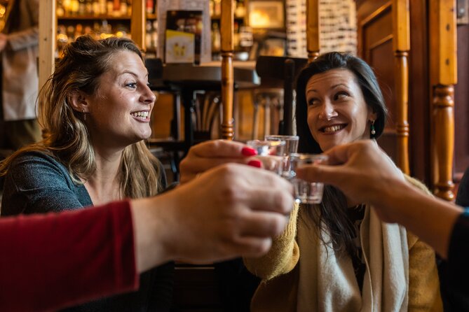 Devour Amsterdam Ultimate Food Tour - Six businesses and more than 10 tastes