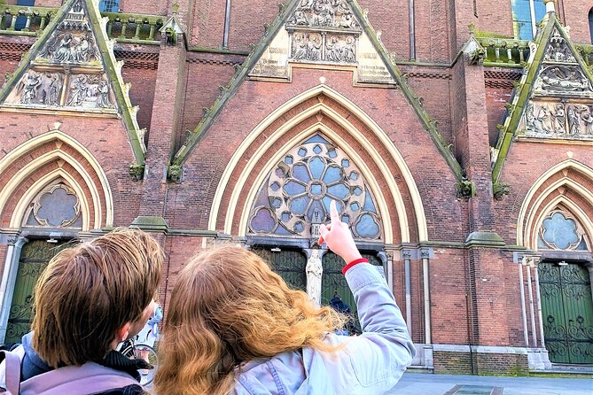 Discover Amsterdam's city center in this Outside Escape game tour - Spui, a quieter square with old character