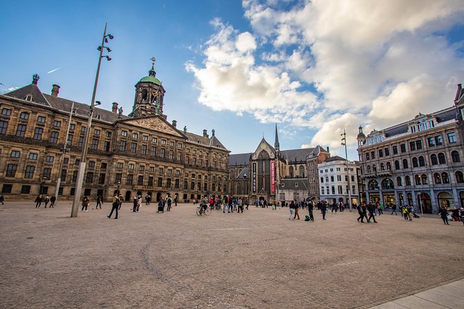 Discover Amsterdam’s most Photogenic Spots with a Local - What the Local Guide Adds