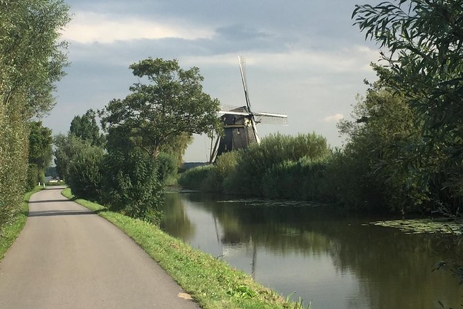 Discover Holland in one day Private Tour Holland Private Guide Holland - The cheese farm adds a taste of daily Holland