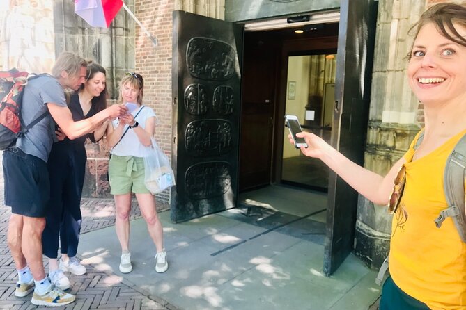 Discover the best spots in Dordrecht with Outside Escape - Entering the Grote Kerk