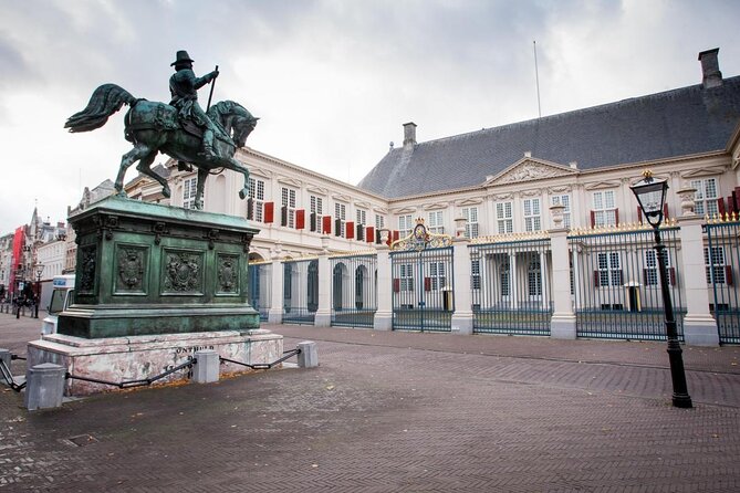 Discover The Hague with a self-guided Outside Escape city tour - Key points about the Hague smartphone game