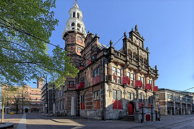 Discover The Hague with a self-guided Outside Escape city tour - Kazernestraat and the Dutch Senate