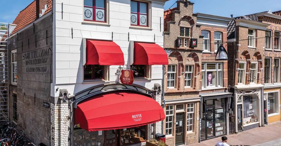 Dordrecht: Distillery Tour with Dutch Gin & Genever Tasting - Key points to know before you book