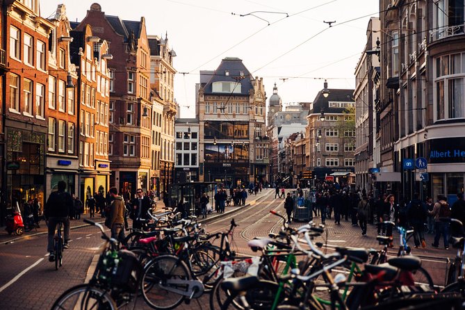 Drinks & Bites in Amsterdam Private Tour - A respectful pause near the Anne Frank House