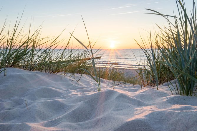 Drive it yourself electric Dune and Beach GPS audio tour - Noordwijk lighthouse, a ten-minute history stop