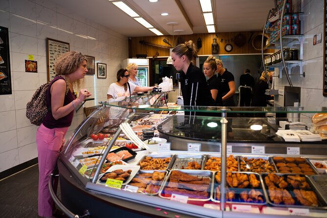 Dutch Street Food Tour on Amsterdam Market - Why the included lunch affects the value