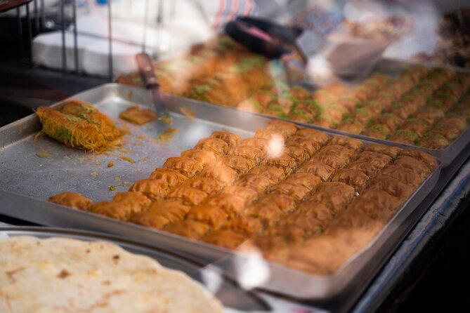 Dutch Street Food Tour on Amsterdam Market - Meeting points, route, and group size