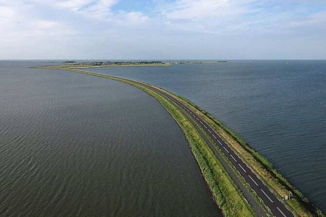 E-Bike PRIVATE tour Countryside of Amsterdam Volendam Marken - What this Amsterdam e-bike tour actually combines