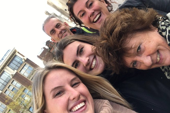 e-Scavenger hunt Haarlem: Explore the city at your own pace - City Hall, hofjes, and the final square