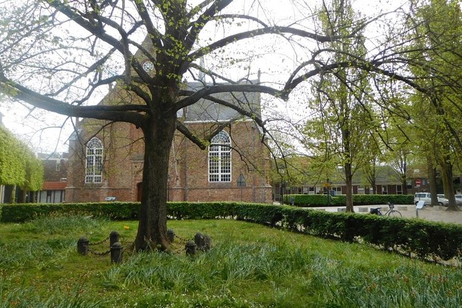 e-Scavenger hunt Leeuwarden: Explore the city at your own pace - Natuurmuseum Fryslan and Leeuwarden Station