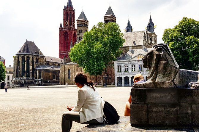 e-Scavenger hunt Maastricht: Explore the city at your own pace - Helpoort and the old defensive edge