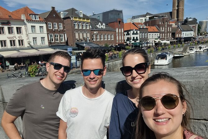 e-Scavenger hunt Roermond: Explore the city at your own pace - St. Christoffelkathedraal and Het Oude Kerkhof