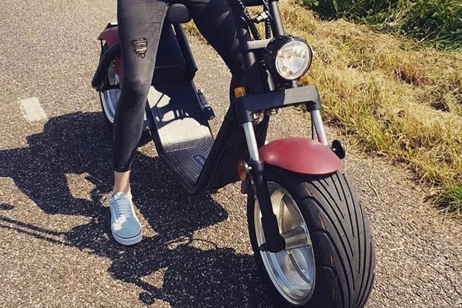 E-scooter rental Volendam - Countryside of Amsterdam - The price and the real value