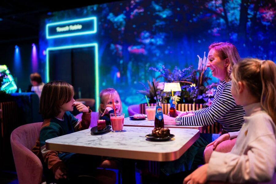 Eindhoven: Motion Experience Light Art Playground Ticket - Accessibility and practical comfort