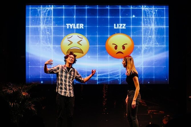 English Comedy Show Amsterdam: Boom Chicago - The two-hour show: improv, music, and quick thinking