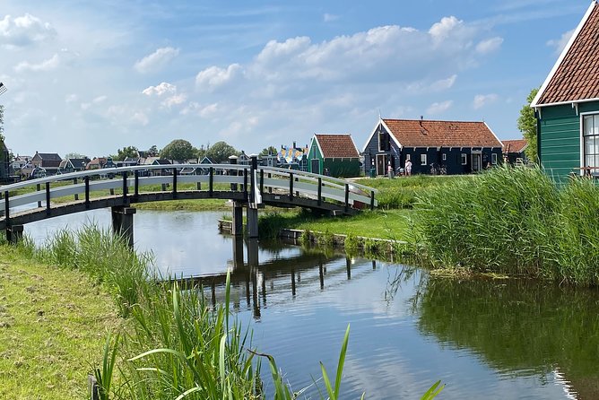 Escape Amsterdam: E-Bike to Zaanse Schans Windmills & Zaandam - Starting behind Amsterdam Centraal Station