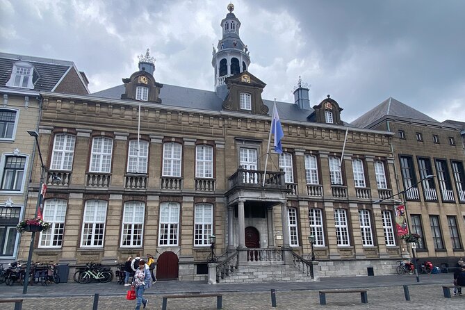 Escape The City Roermond City Walk With Puzzles - Het Prinsenhof and its peaceful courtyard