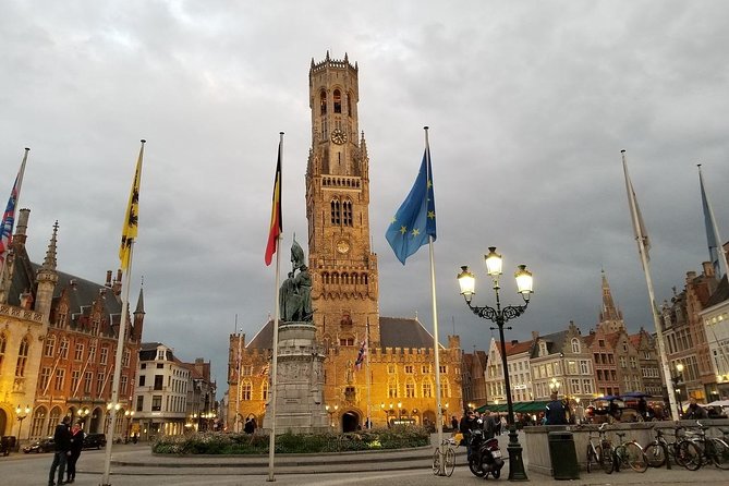 Exclusive tour of Bruges with a private guide - Entering Bruges through the medieval center