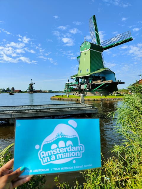 Excursion from Amsterdam to the windmills of Zaanse Schans - Zaanse Schans and the working windmills