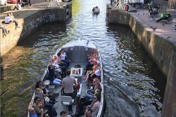 Explore Amsterdam by Bike in the Company of a French Local Guide - What the guides add, and where the experience can vary