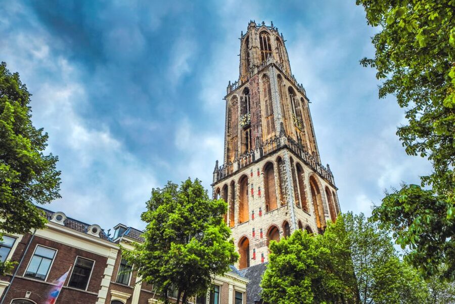 Explore Gems of Utrecht Walking Tour for Couples - Following Oudegracht for 15 minutes