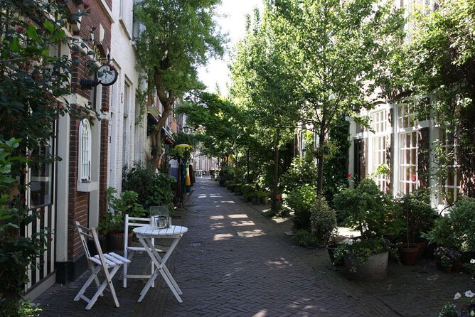 Explore Highlights of Haarlem: Self-Guided GPS and Audio Tour - Town hall and Sint Bavo Church