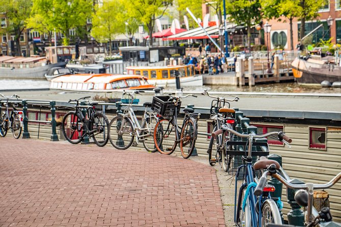 Explore the Instaworthy Spots of Amsterdam with a Local - Anne Frank House and the weight of the past