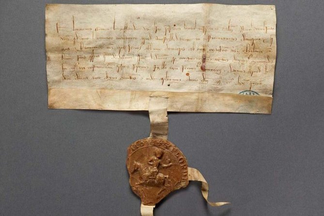 Financial History Tour - Merchants, wealth, and the people behind the money