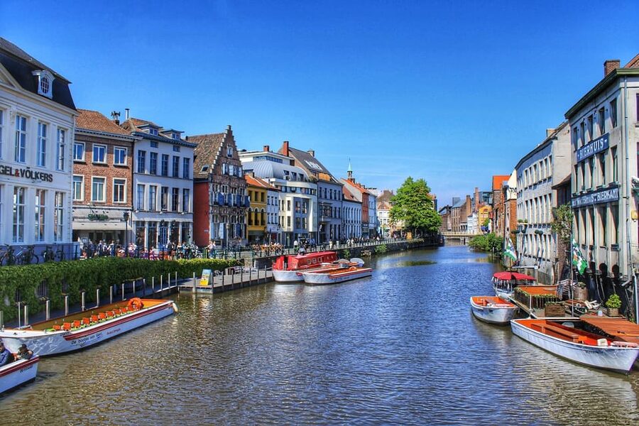 From Amsterdam: Antwerp & Ghent Full Day Tour - The one-hour ride to Antwerp