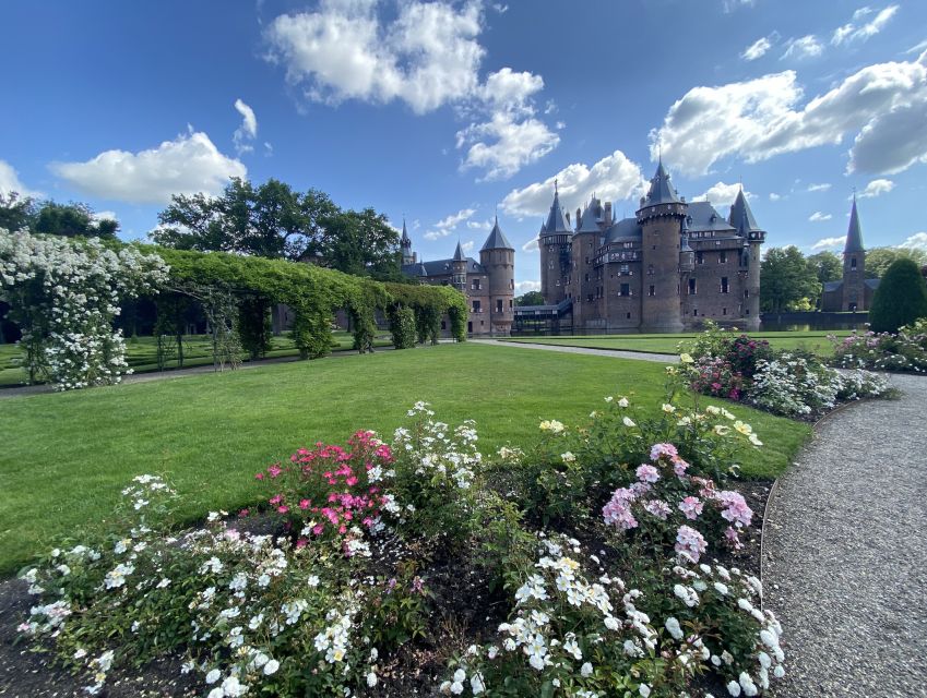 From Amsterdam: Castle De Haar Guided Tour - Meeting your guide near Amsterdam Central Station