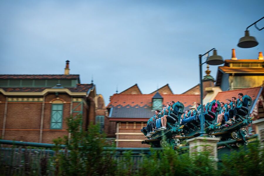 From Amsterdam: Day Trip to Efteling Theme Park with Ticket - Key points about this Efteling day trip
