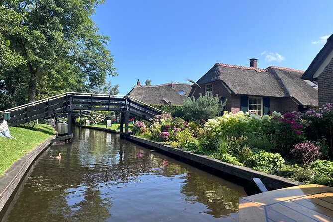 From Amsterdam: Giethoorn Day Trip with Canal & Village Tour - Why Giethoorn is worth a day from Amsterdam