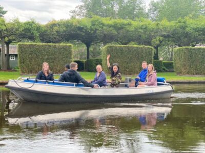Giethoorn Day Trip with Small Electric Boat