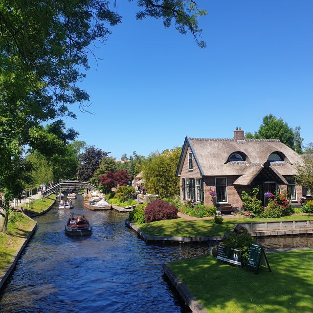 From Amsterdam: Giethoorn Day Trip with Small Electric Boat - How much value do you get for $151?