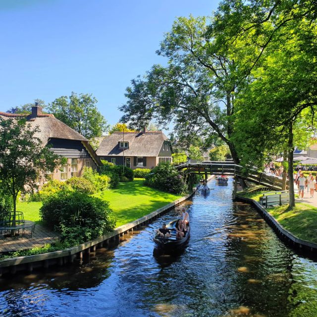From Amsterdam: Giethoorn Day Trip with Small Electric Boat - Timing, crowds, and weather