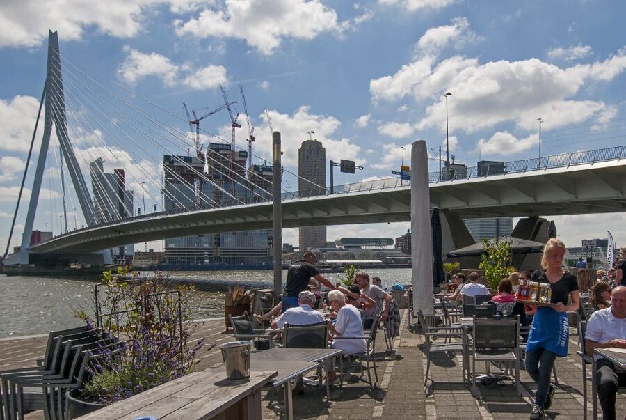 From Amsterdam: Guided Trip to Rotterdam, Delft & The Hague - Meeting near Amsterdam Central Station