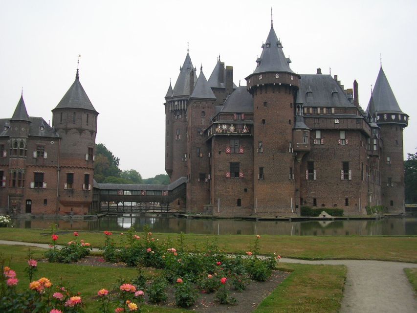 From Amsterdam: Private Day Trip to the Dutch Castles - Why these two castles work well together