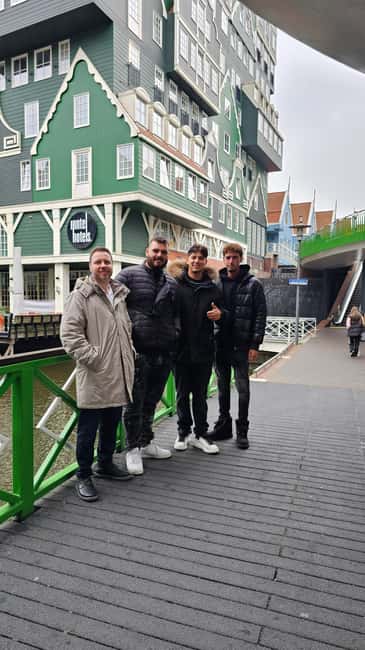 From Amsterdam, Private tour in Tesla, Windmills & Volendam. - Volendam, the old fishing village