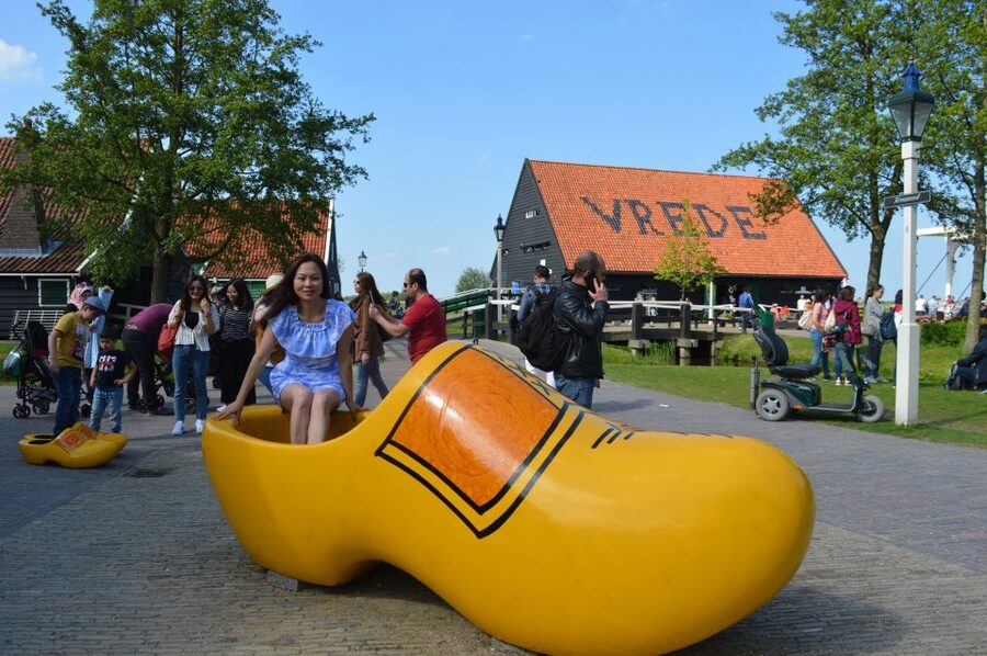 From Amsterdam: Small Group Zaanse Schans and Volendam Tour - Who will enjoy this tour most?