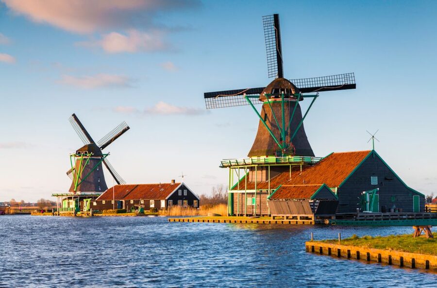 From Amsterdam: Windmills of Zaanse Schans Tour - How the pace feels over five hours