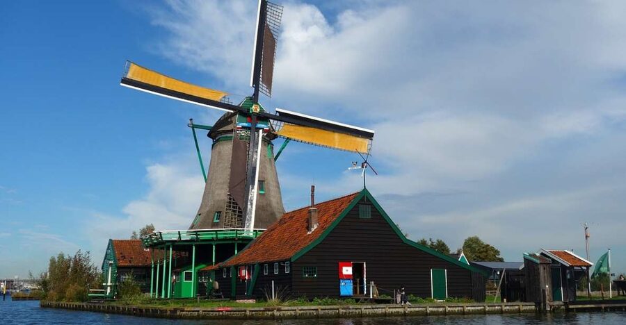 From Amsterdam: Windmills, Volendam, & Marken Private Tour - What the $390 price really buys you