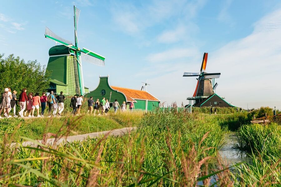 From Amsterdam: Zaanse Schans, Edam, & Marken Full-Day Trip - The cheese farm: the tour’s most hands-on stop
