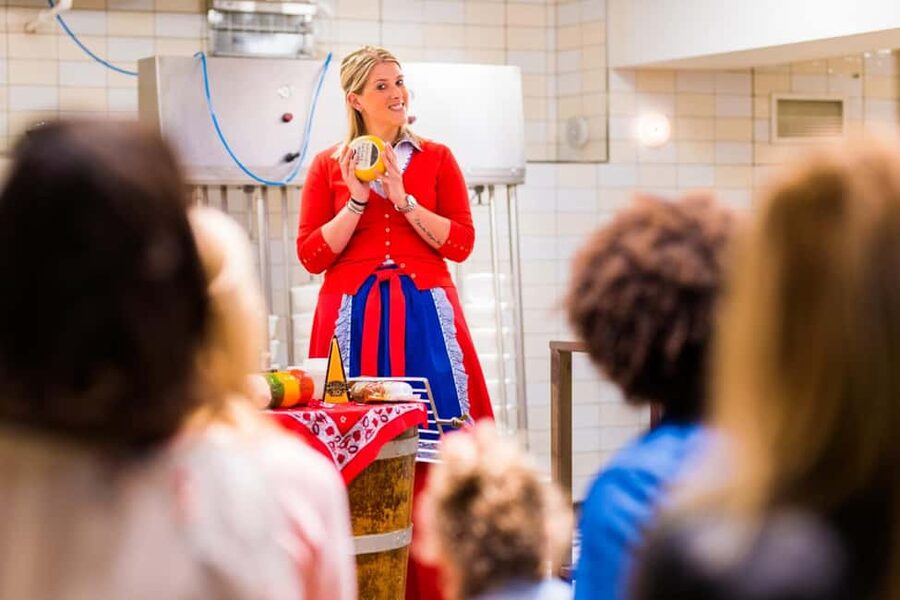 From Amsterdam: Zaanse Schans, Volendam, and Marken Day Trip - Dutch cheese tasting and a traditional production demonstration