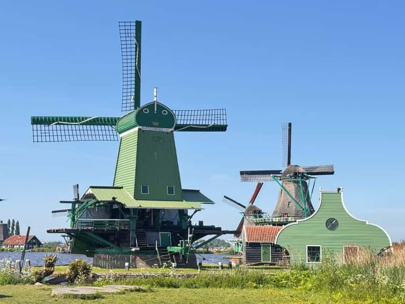 From Amsterdam: Zaanse Schans Windmills & More - E-Bike Tour - Arriving at Zaanse Schans after the scenic approach